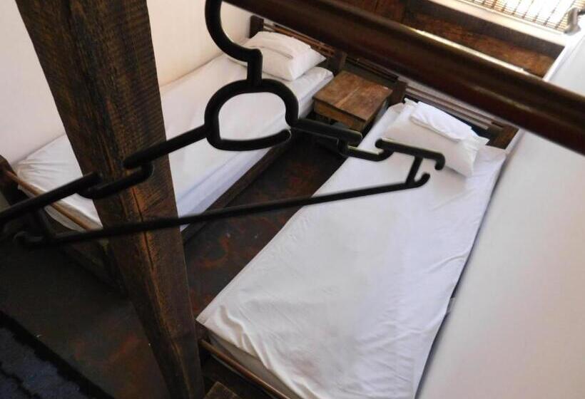 اتاق اکونومی, Senliepāja