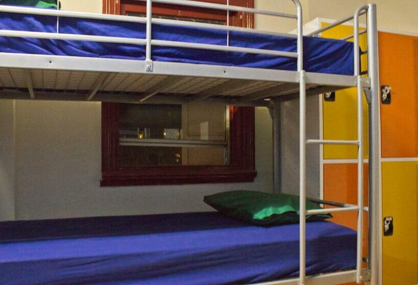 Кровать в Общей Комнате, Mad Monkey Kings Cross