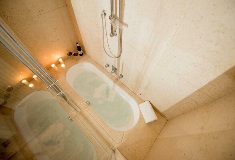 Люкс, Dimora Intini