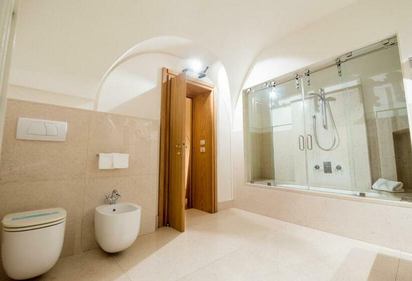 Номер Стандарт, Dimora Intini