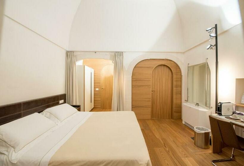 Номер Стандарт, Dimora Intini