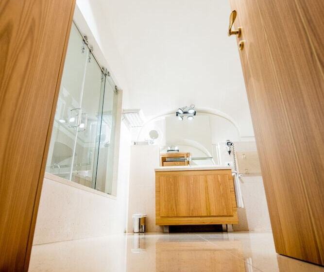 Номер Стандарт, Dimora Intini