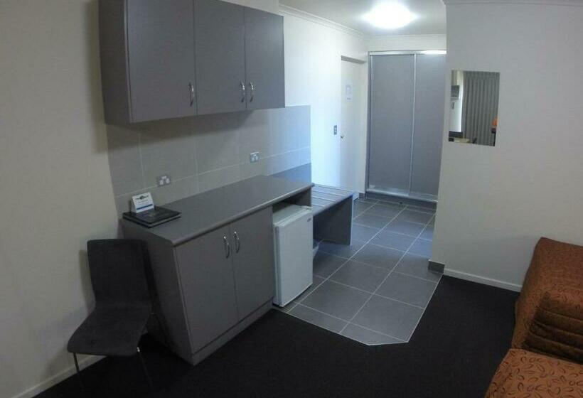 غرفة قياسية رباعية, Comfort Inn Clubarham