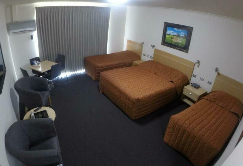 חדר סטנדרט לשלושה, Comfort Inn Clubarham