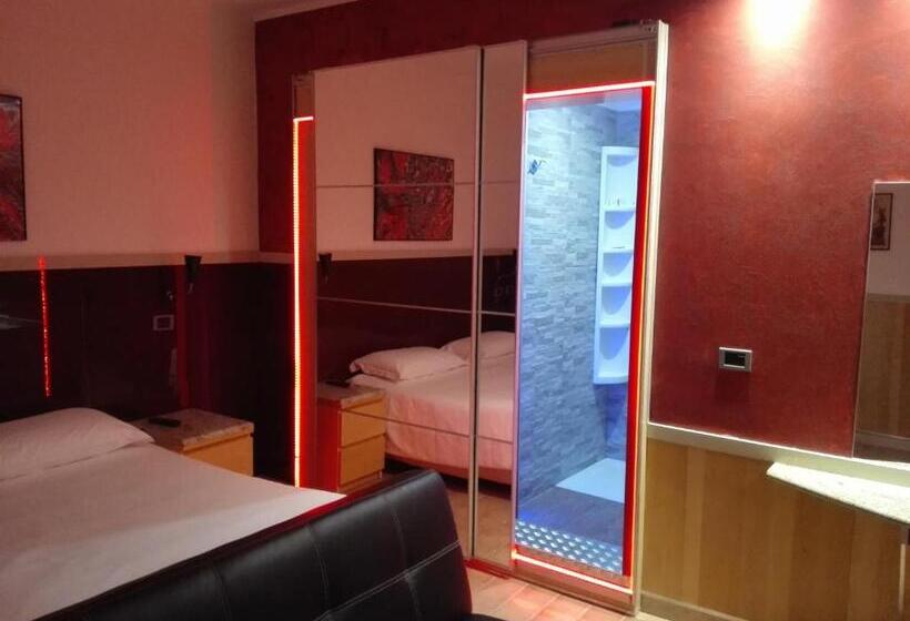 חדר דלוקס, Malpensafiera