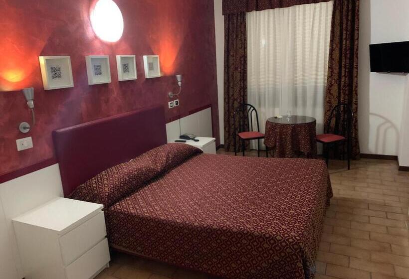 חדר סופריור, Malpensafiera