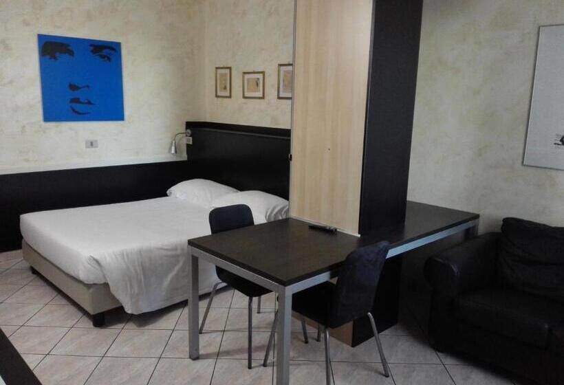 חדר סופריור, Malpensafiera