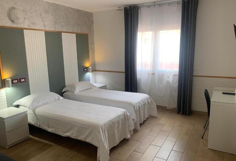 חדר סטנדרט, Malpensafiera