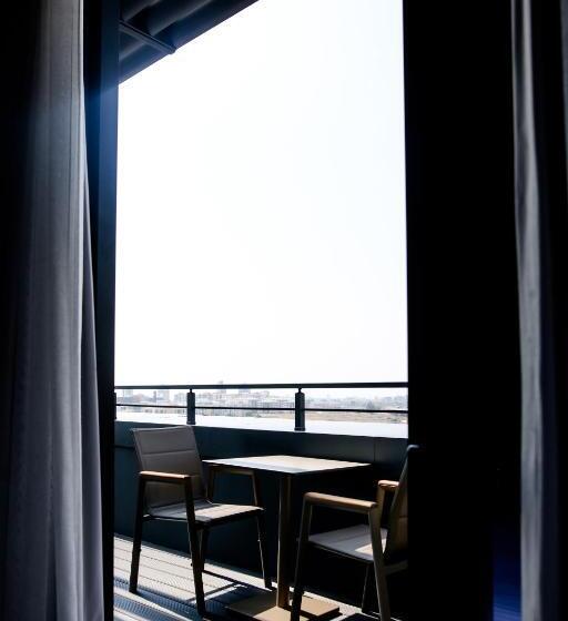 سوئیت پریمیوم, Best Western Premier Karsiyaka Convention & Spa