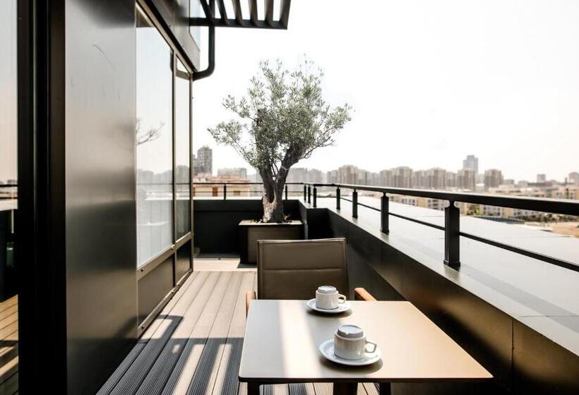 سوئیت پریمیوم, Best Western Premier Karsiyaka Convention & Spa