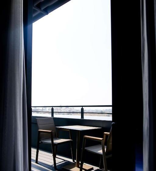 سوئیت پریمیوم, Best Western Premier Karsiyaka Convention & Spa