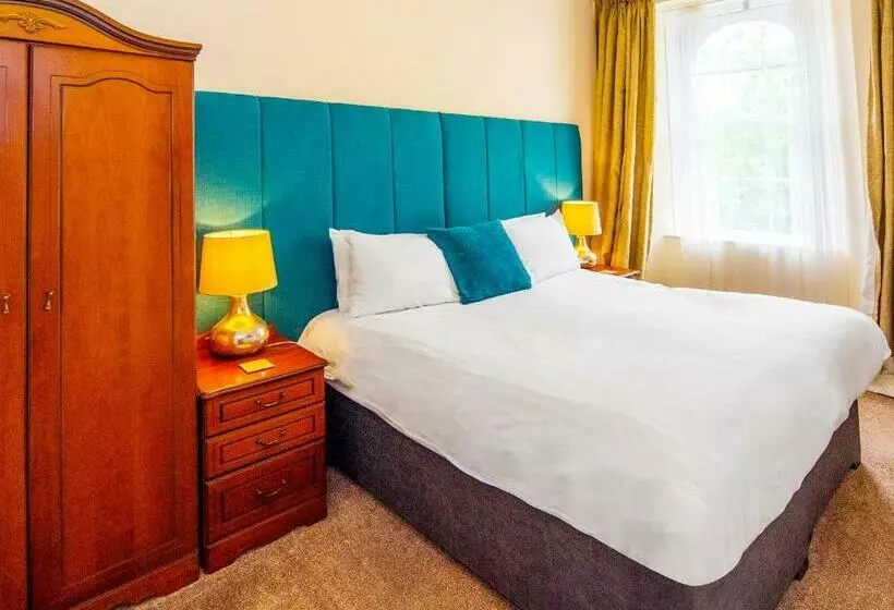 Suite, Crofton House