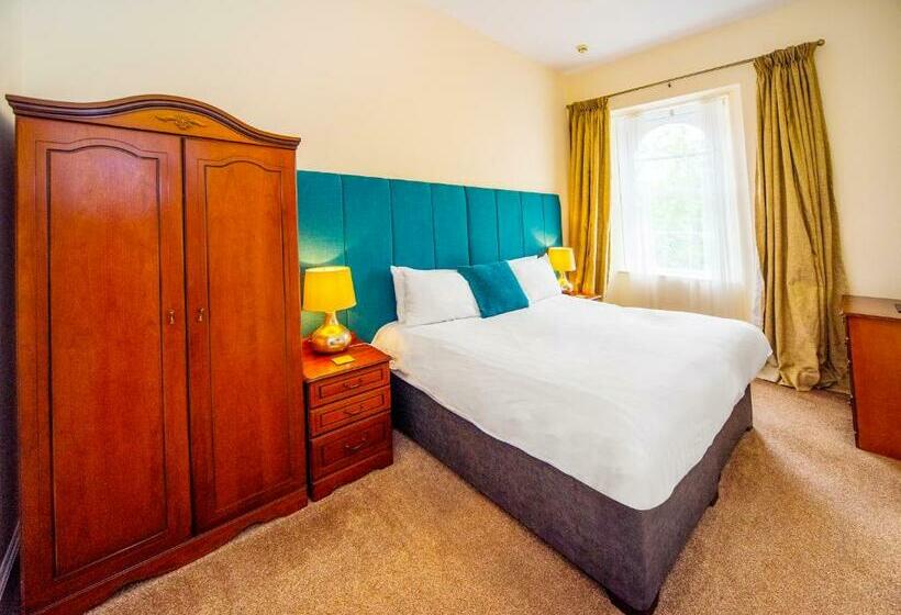 سوییت, Crofton House