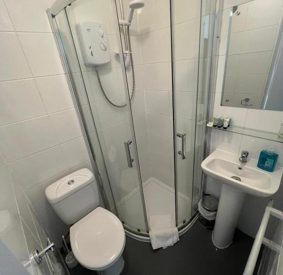 اتاق اکونومی, Crofton House