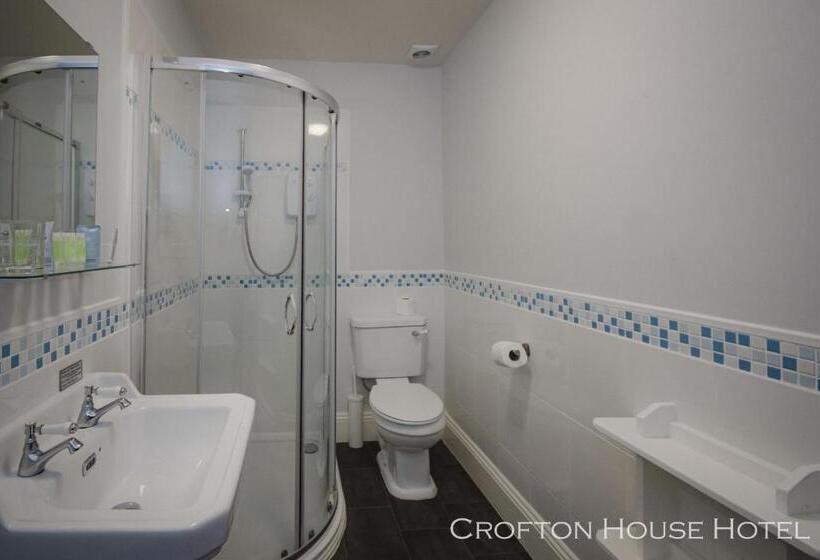 Люкс, Crofton House