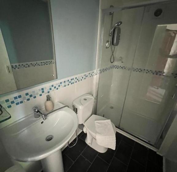 اتاق عادی, Crofton House