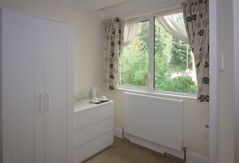 سوییت, Crofton House