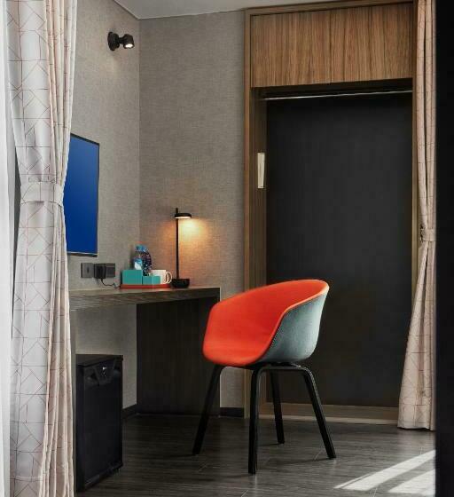 חדר סטנדרט, Holiday Inn Express Kaohsiung Love River, An Ihg