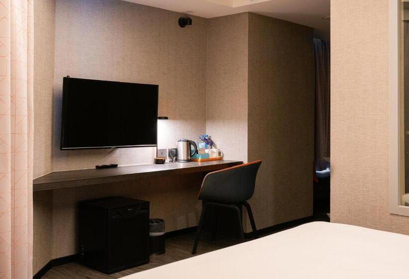 חדר סטנדרט עם מיטת קינג, Holiday Inn Express Kaohsiung Love River, An Ihg