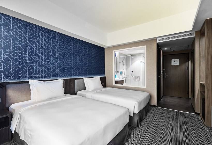 חדר סטנדרט, Holiday Inn Express Kaohsiung Love River, An Ihg