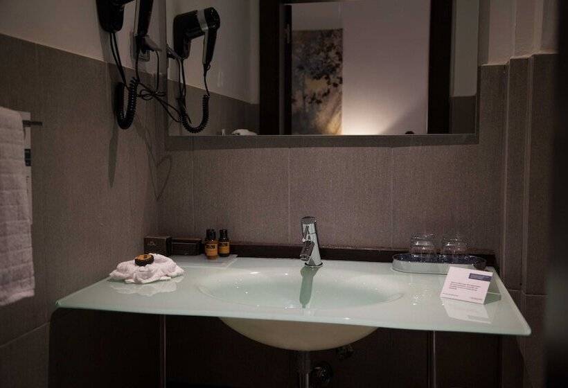 اتاق لوکس, Hôtel Semiramis City Center