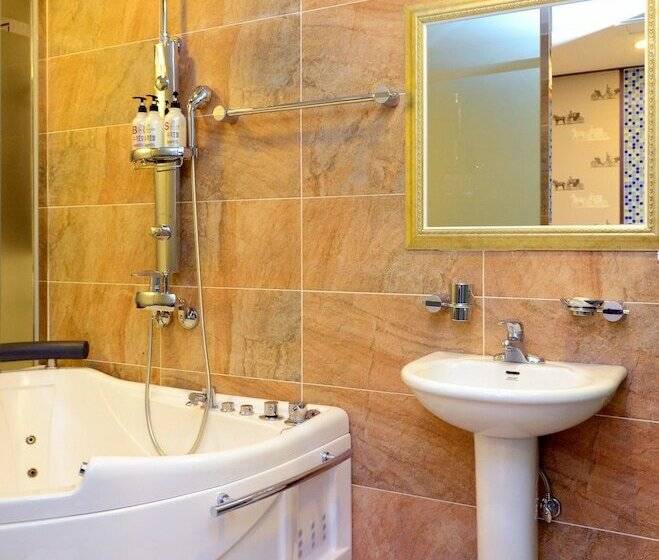 スタンダードルーム, Sugar