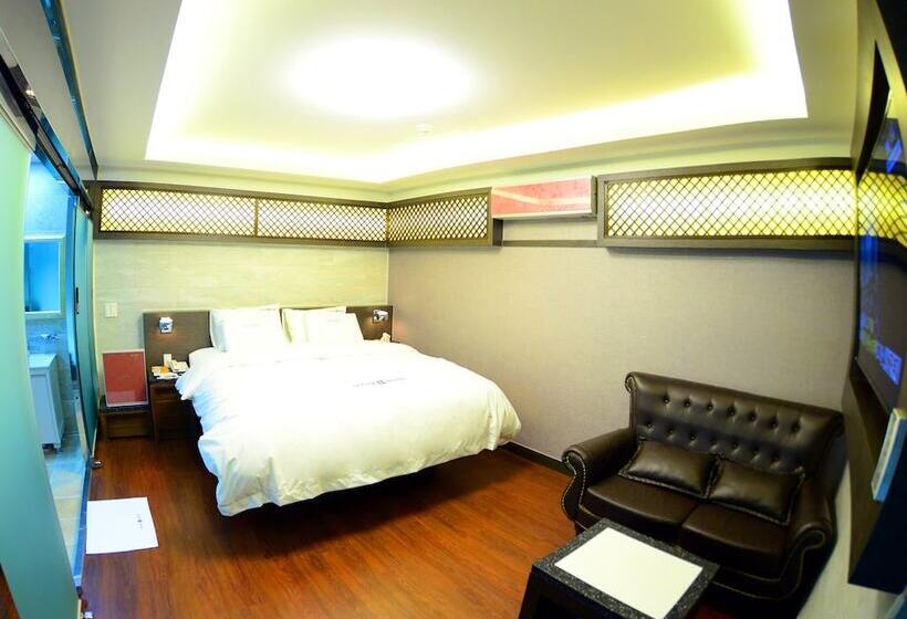 デラックスルーム, Sugar