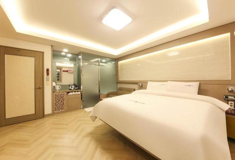 スタンダードルーム, Sugar