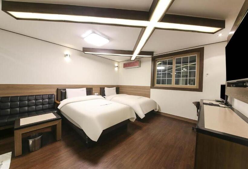 エコノミールーム, Sugar