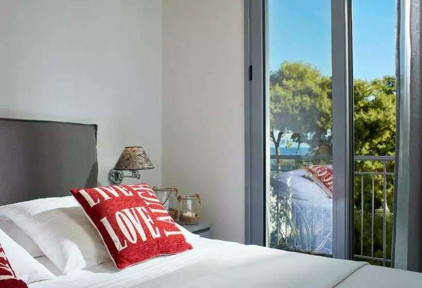 ガーデンビュースタンダードルーム, The Gardens Gallery