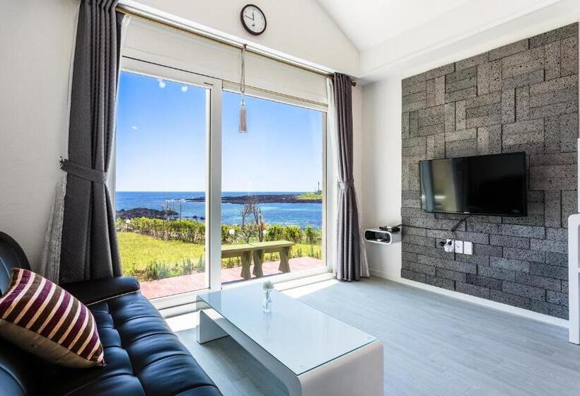 2 Bedroom House, Jeju Turning Point Pension