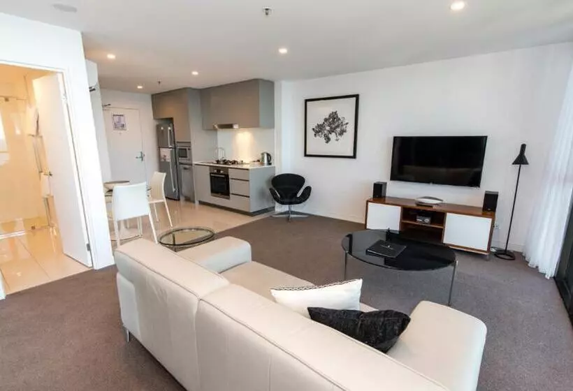 2 Bedroom Apartment with Views, Rhapsody Resort   Official