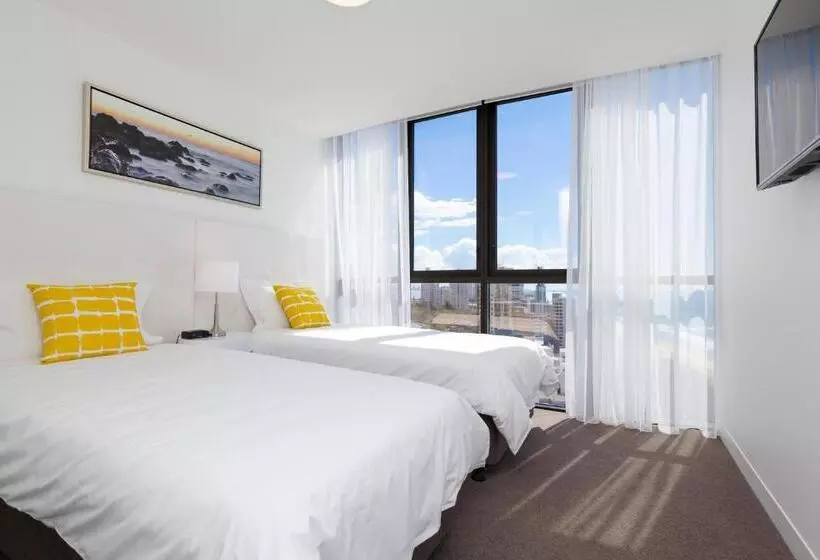 2 Bedroom Apartment with Views, Rhapsody Resort   Official