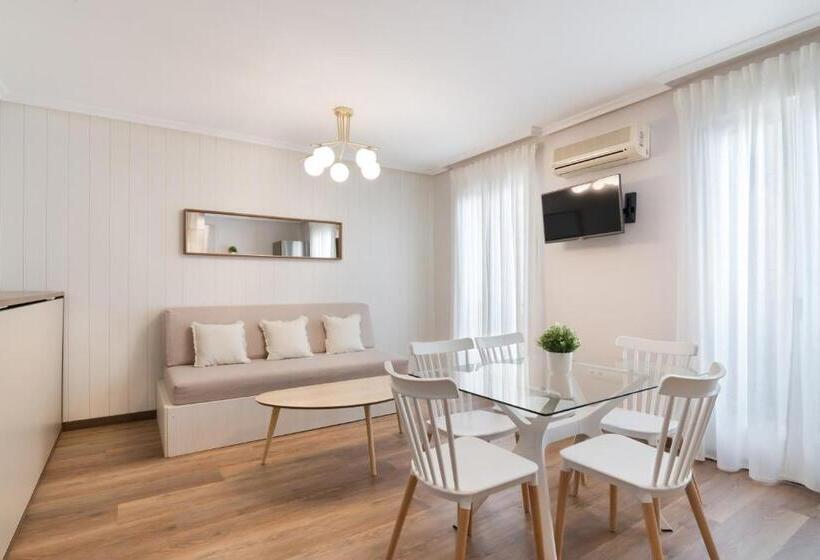 آپارتمان 1 خوابه, Roisa Centro