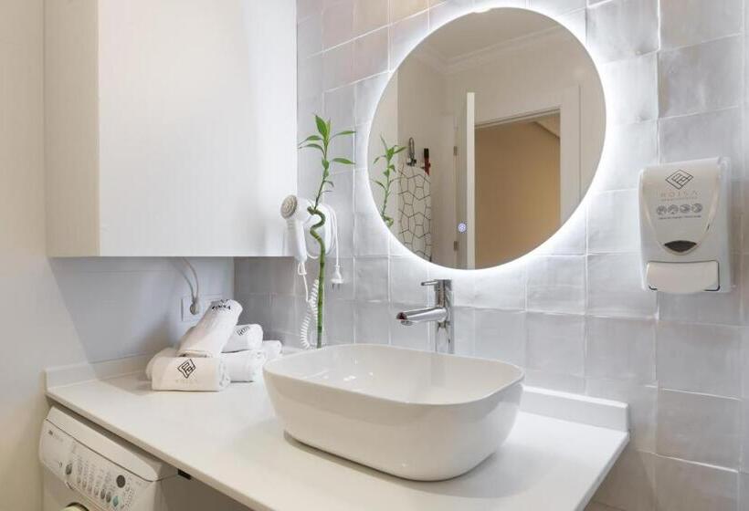 استودیو استاندارد با بالکن, Roisa Centro