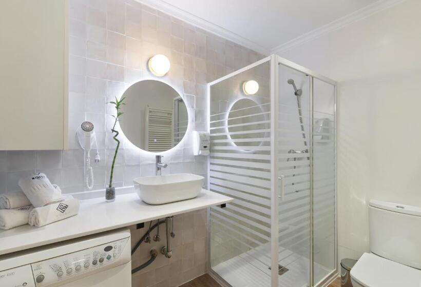 استودیو استاندارد با بالکن, Roisa Centro