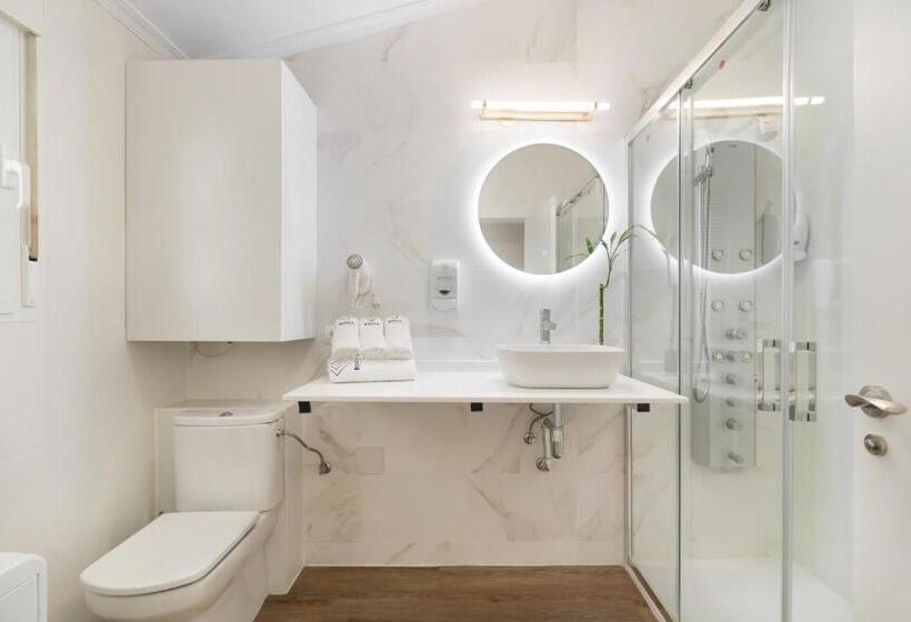 آپارتمان 1 خوابه با تراس, Roisa Centro