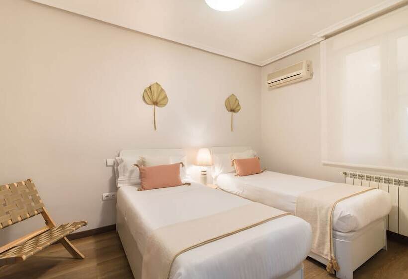 آپارتمان 1 خوابه, Roisa Centro