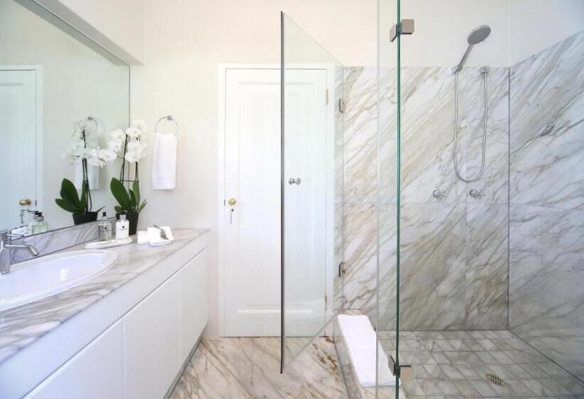 غرفة قياسية مطلّة علي حمام السباحة, Adara Palmiet Valley Luxurious Boutique Farm