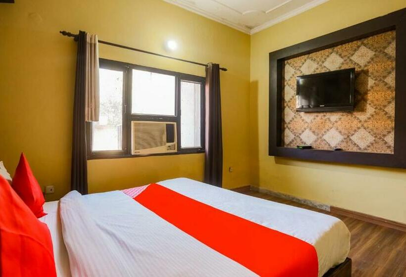 Klassiskt Trippelrum, Collection O Suryansh