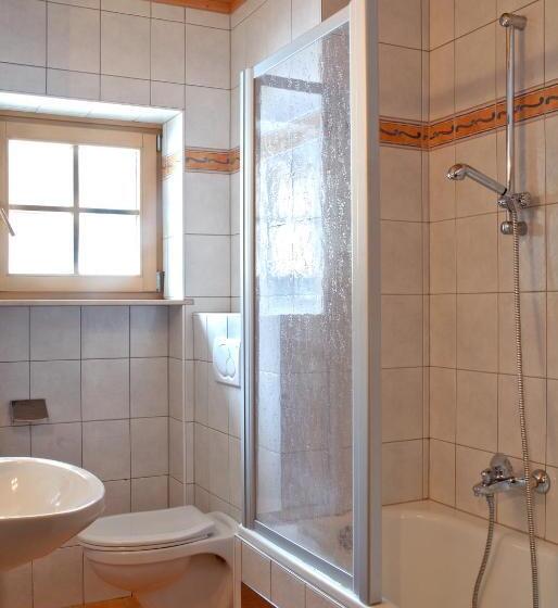Апартаменты 3 Спальни, Astn Hütten Residenz Waldsicht Königsleiten   Ferienwohnungen