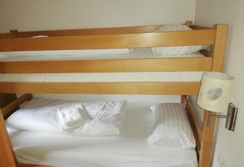 דירת חדר, Astn Hütten Residenz Waldsicht Königsleiten Ferienwohnungen