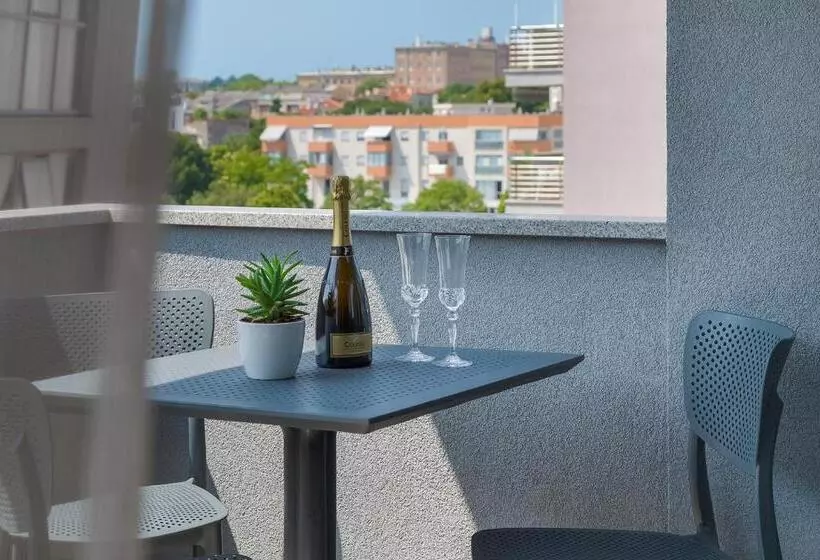 バルコニー付きスタンダードルーム, Pula City Center Accommodation With Free Parking