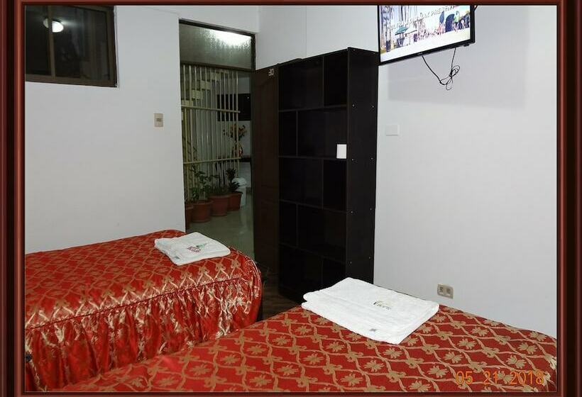 اتاق استاندارد, Hostelling Bustillo