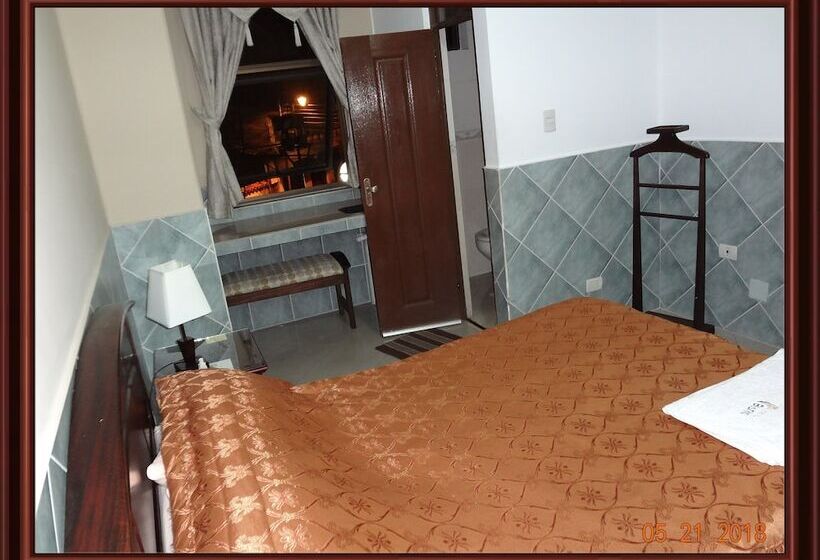 اتاق استاندارد, Hostelling Bustillo
