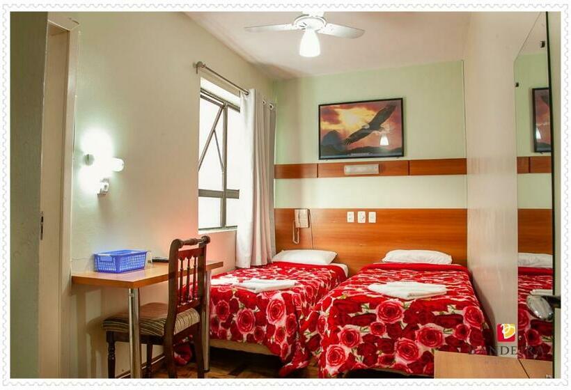 スタンダードルーム, Bandeira