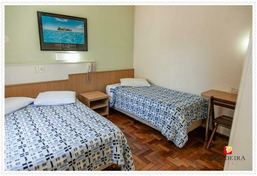 スタンダードルーム, Bandeira