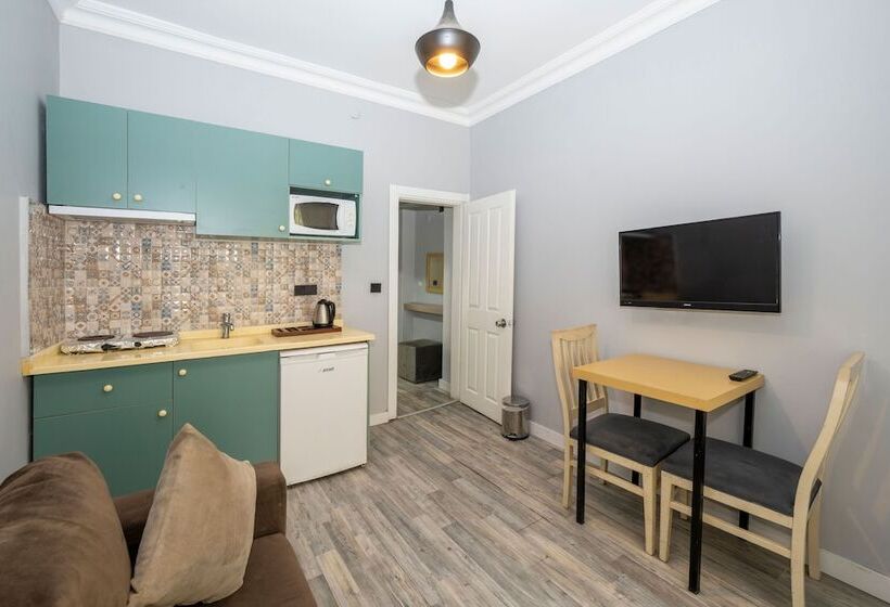 Студия Стандарт, Cirrus Suites