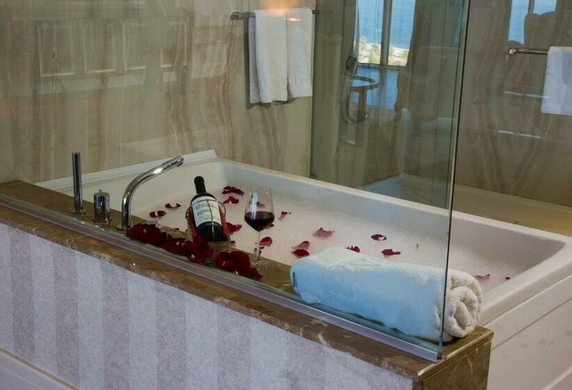 سوئیت پرزیدنت, Euphoria Batumi Convention & Casino