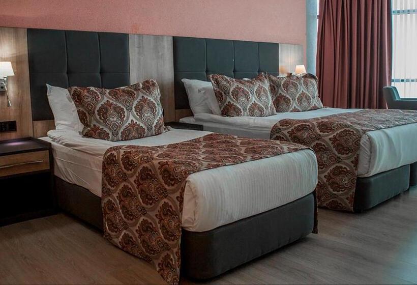 اتاق سوپریور سه تخته, Euphoria Batumi Convention & Casino